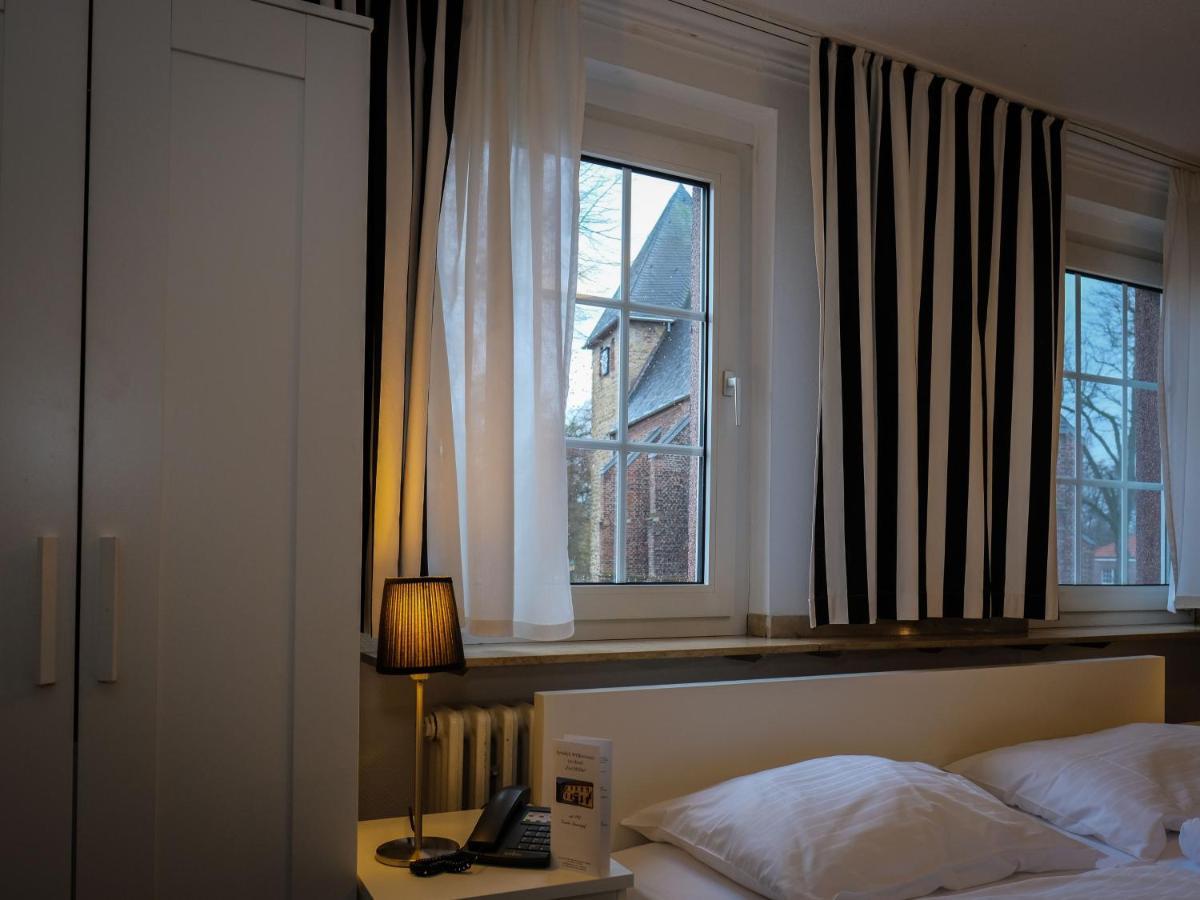 Hotel-Restaurant Zur Muehle シェルムベック エクステリア 写真